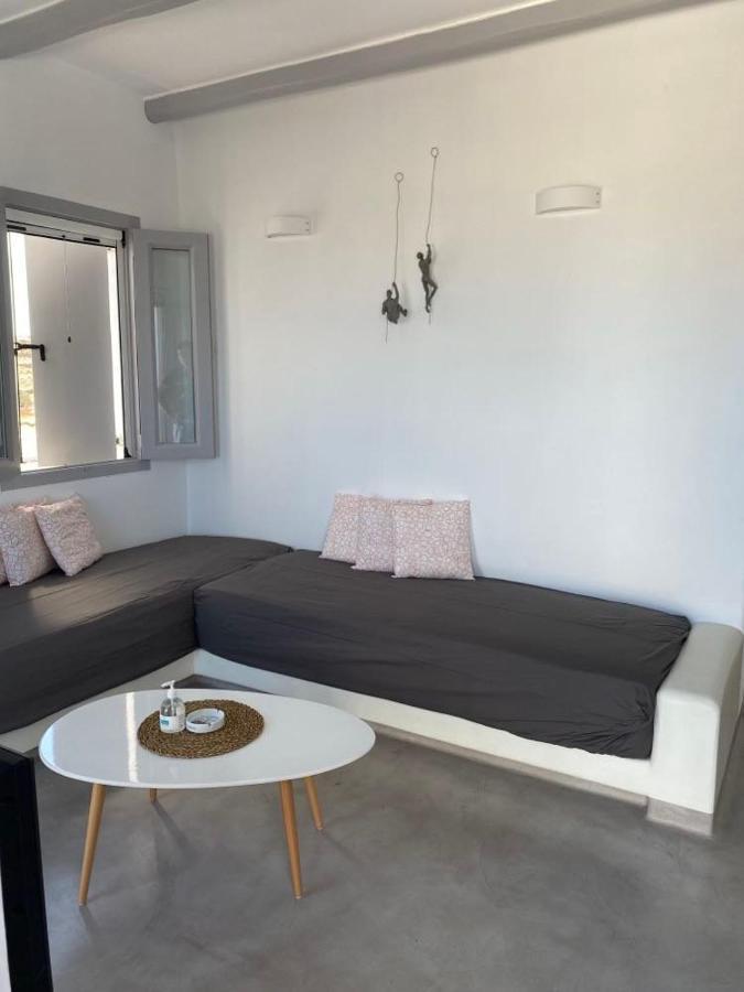 Maganiotis Rooms Kímolos Buitenkant foto
